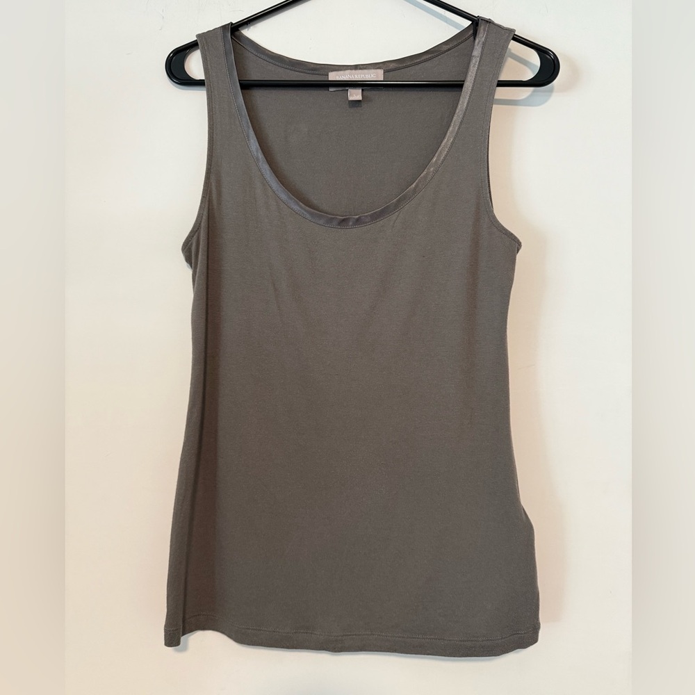 Banana Republic Tank S